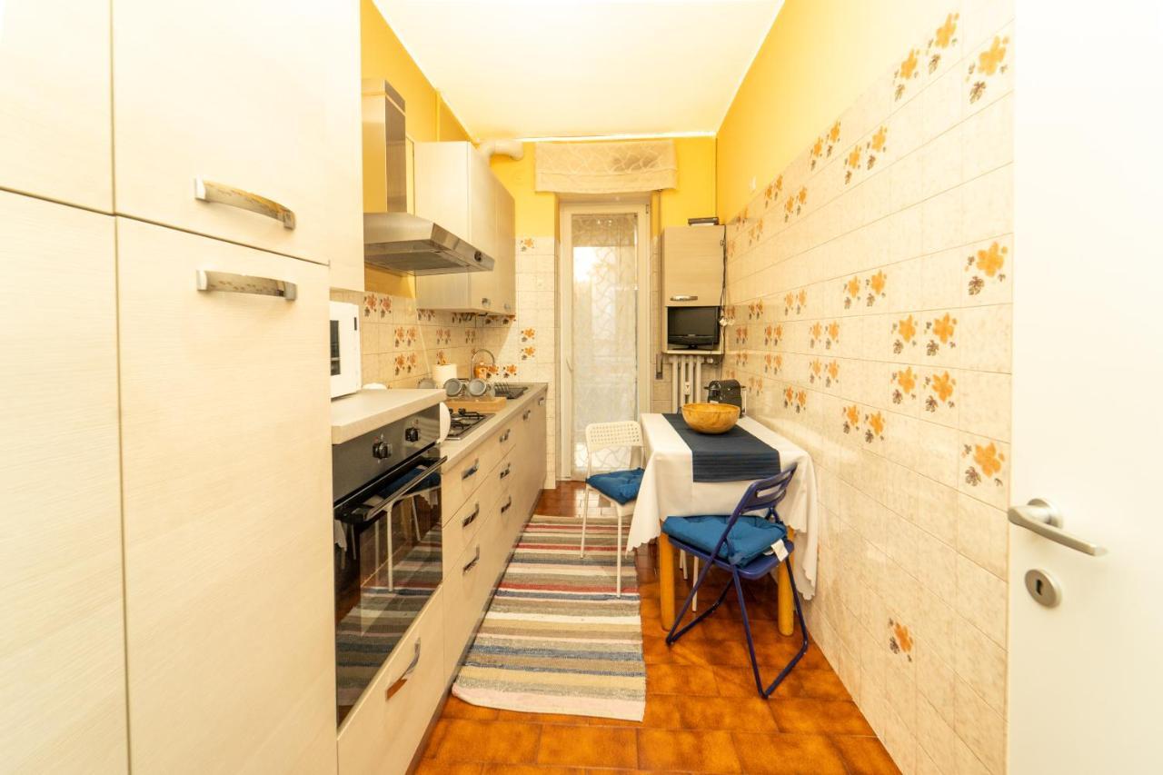 Appartement Trilocale Con Parcheggio Privato à Milan Extérieur photo